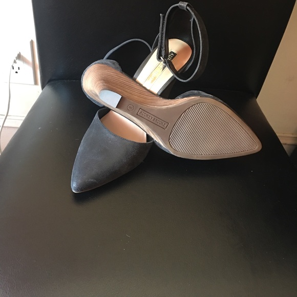 New - Picture 2 of 2