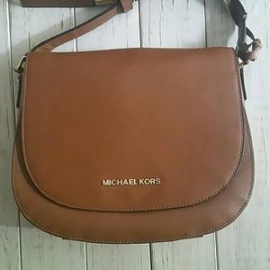 Micheal Kors Crossbody Handbag
