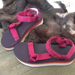 Teva Flatform Retro Sandal Sangria - 9