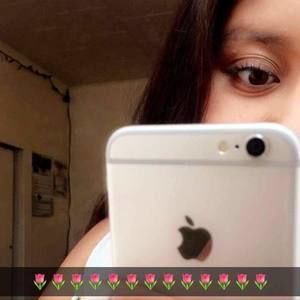 Meet your Posher, Paula-azucena