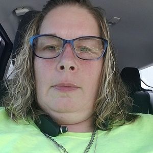 Meet your Posher, Michele