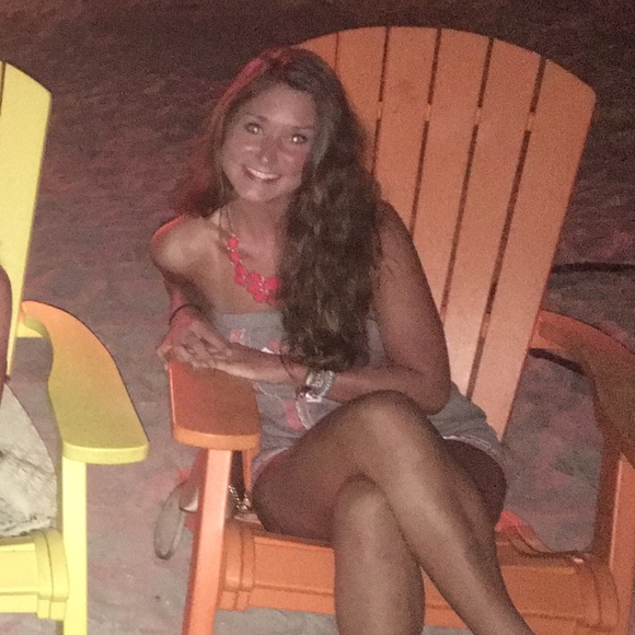 Meet your Posher, Morgan - Picture 3 of 4