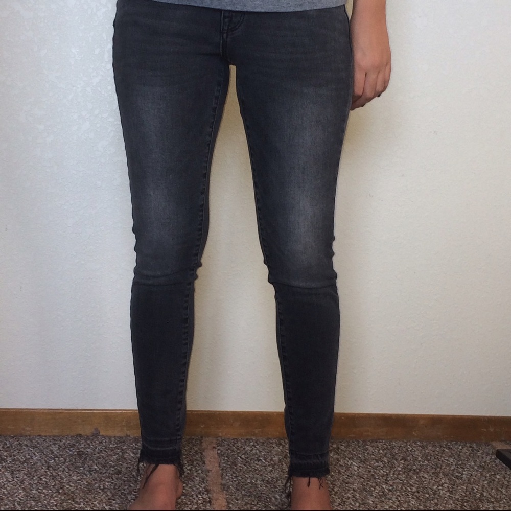 Tight Frayed Black Jeans