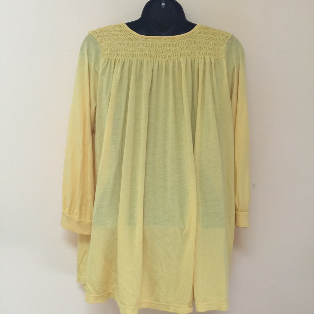 SPLENDID Open Front Ruched Shoulder Yellow Cardi - Picture 5 of 8