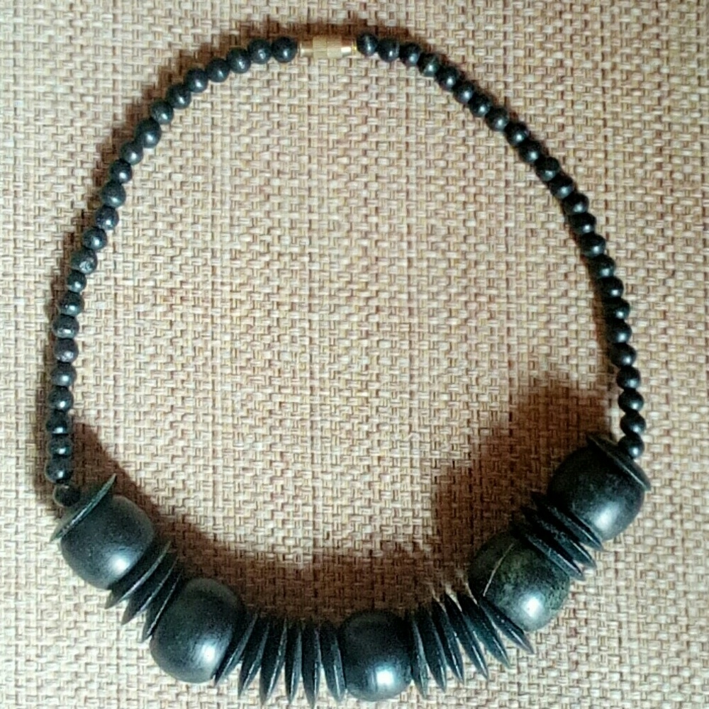 EBENE WOOD NECKLACE