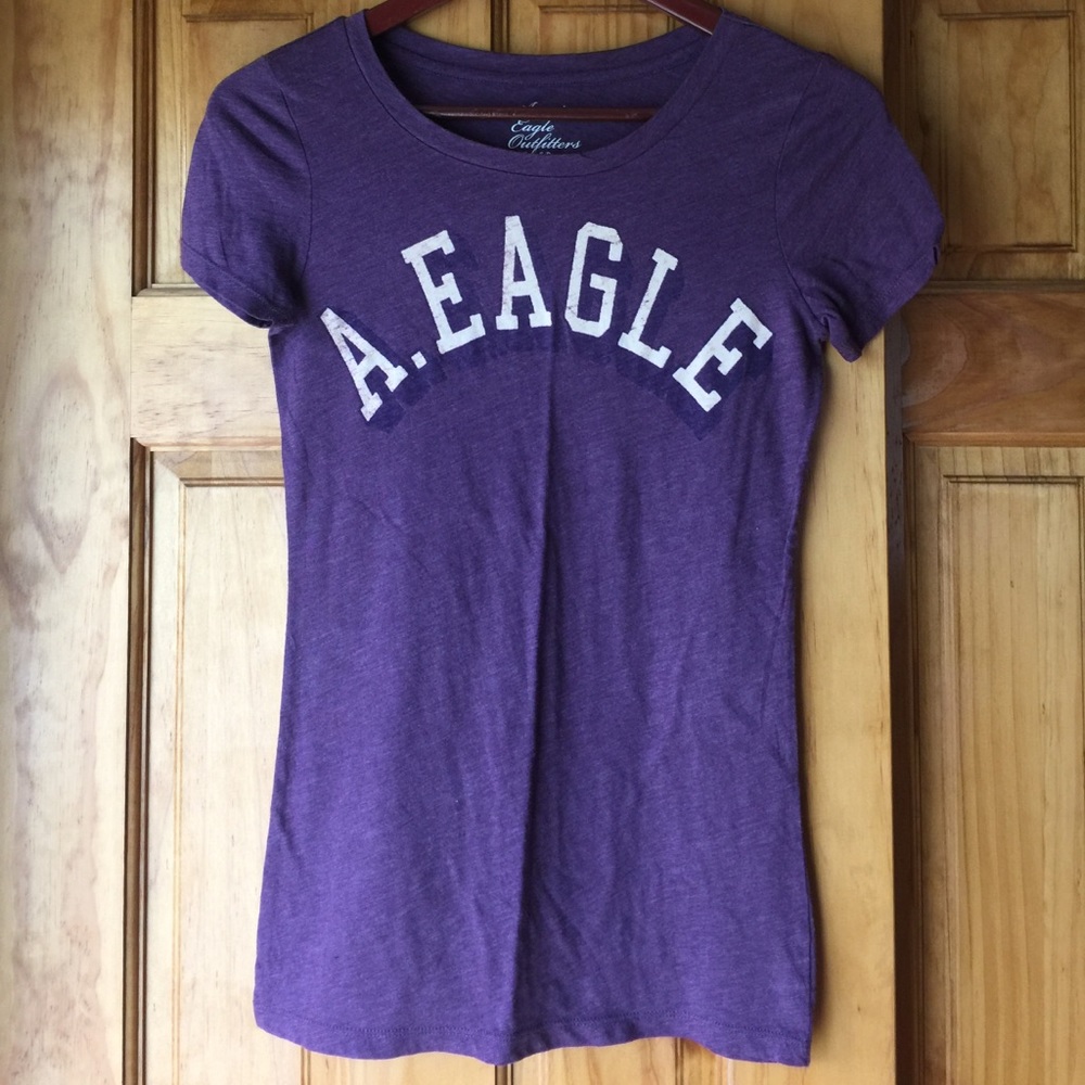 AMERICAN EAGLE "A. EAGLE" graphic tee
