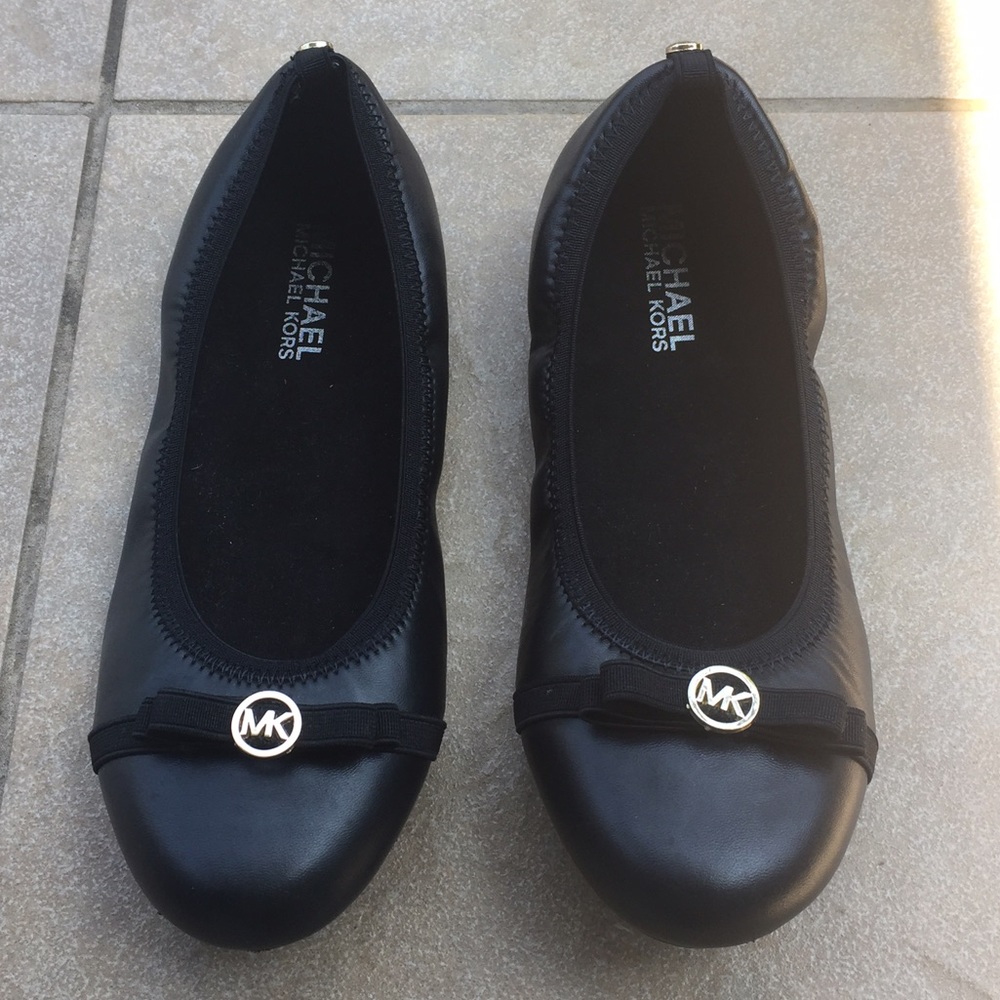 Michael Kors flats