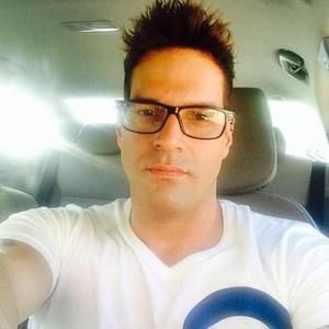 Meet your Posher, Joel