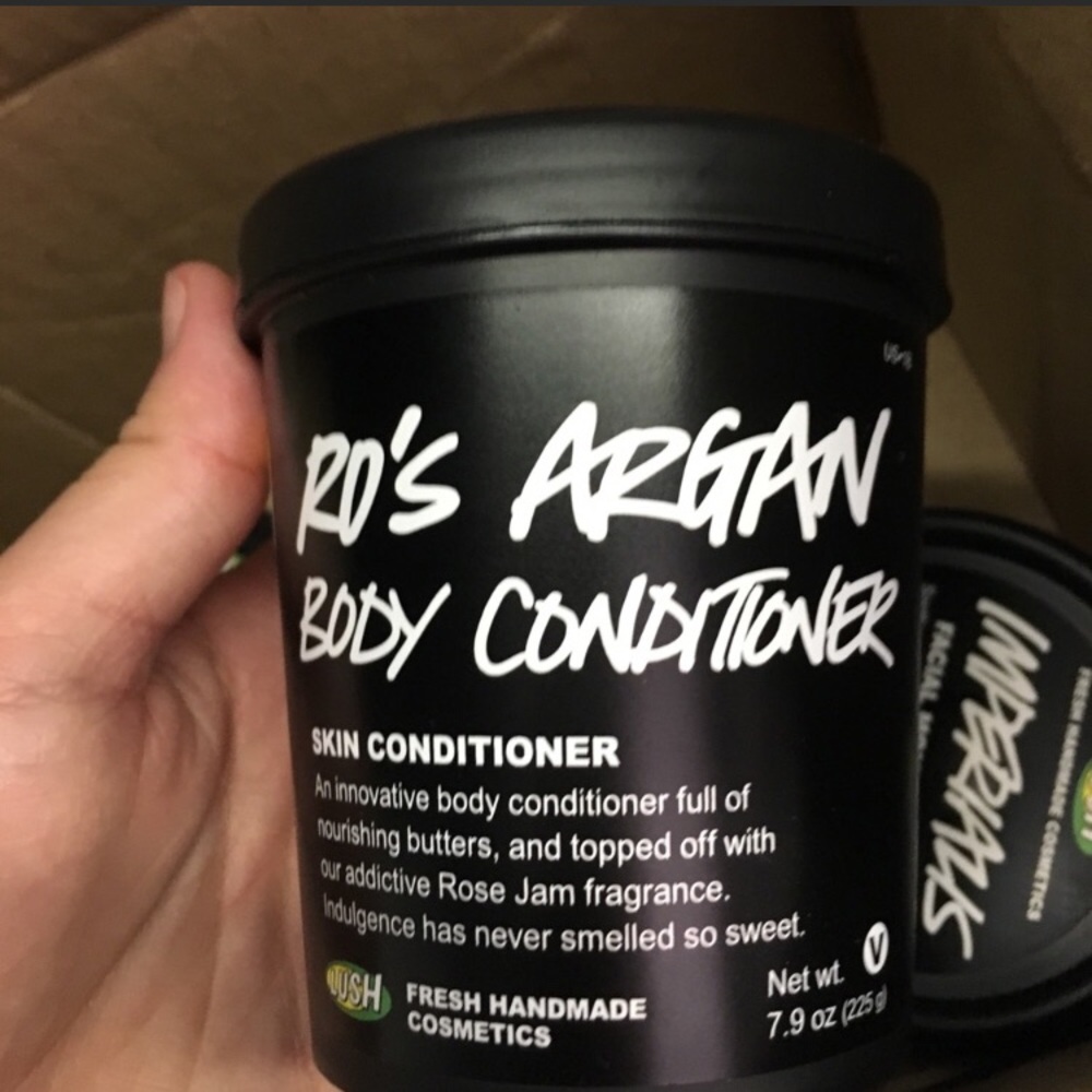 LUSH Ro's Argan Body Conditioner