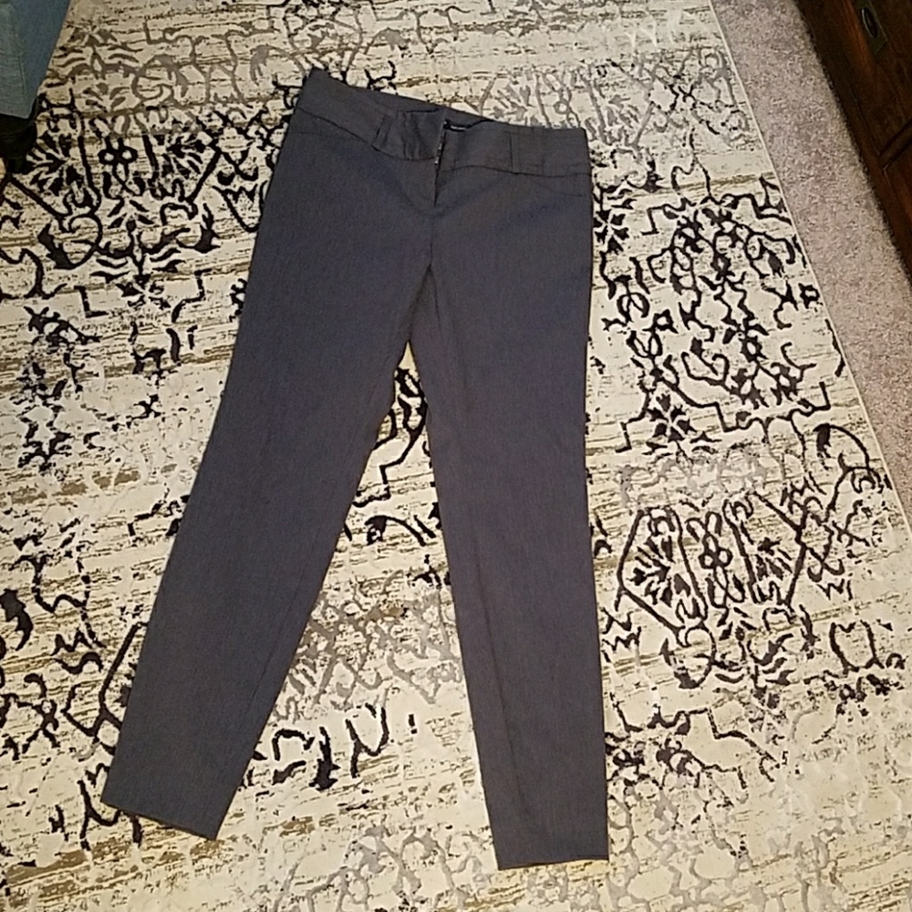 The limited exact stretch pants