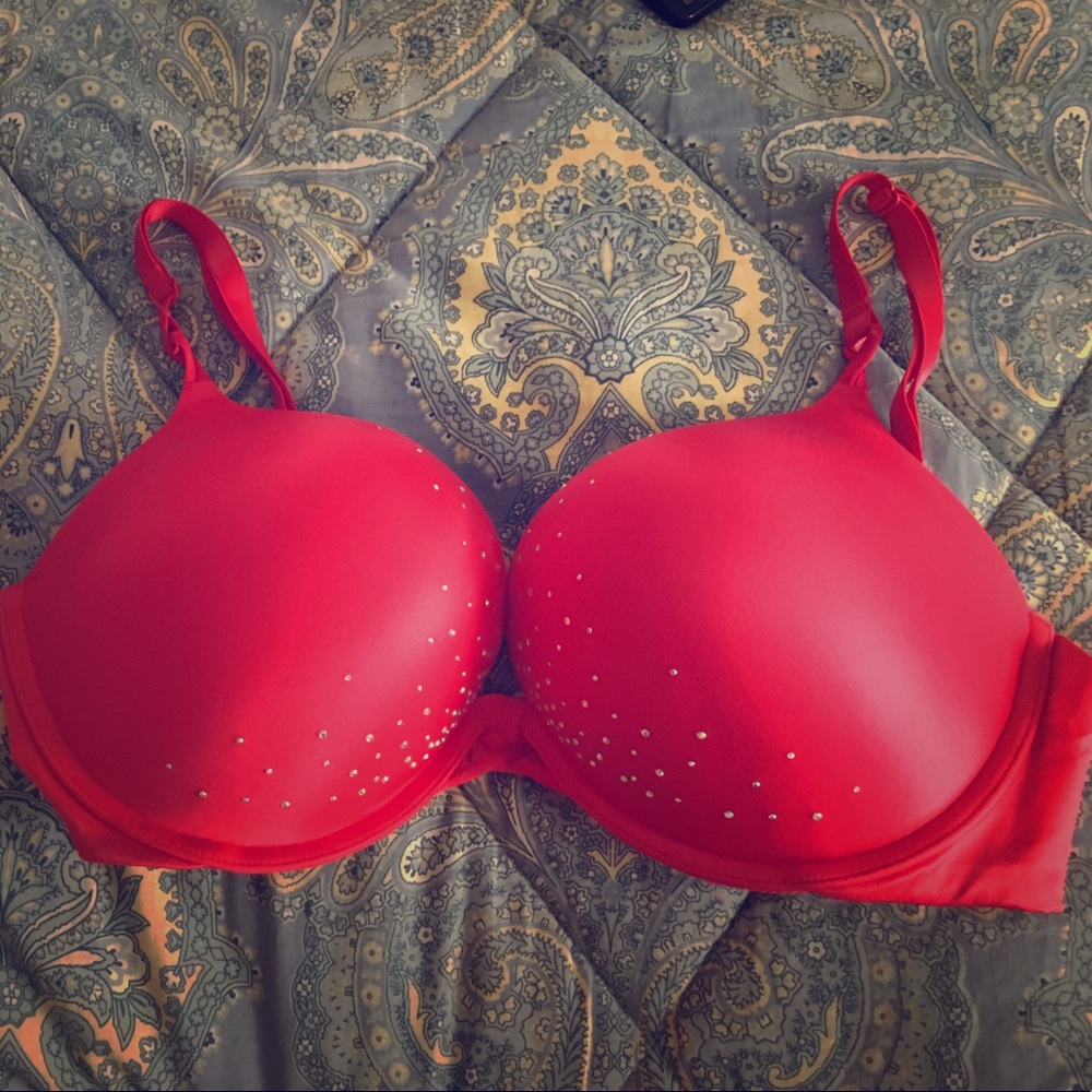 Victoria's Secret Bombshell Plunge Bra