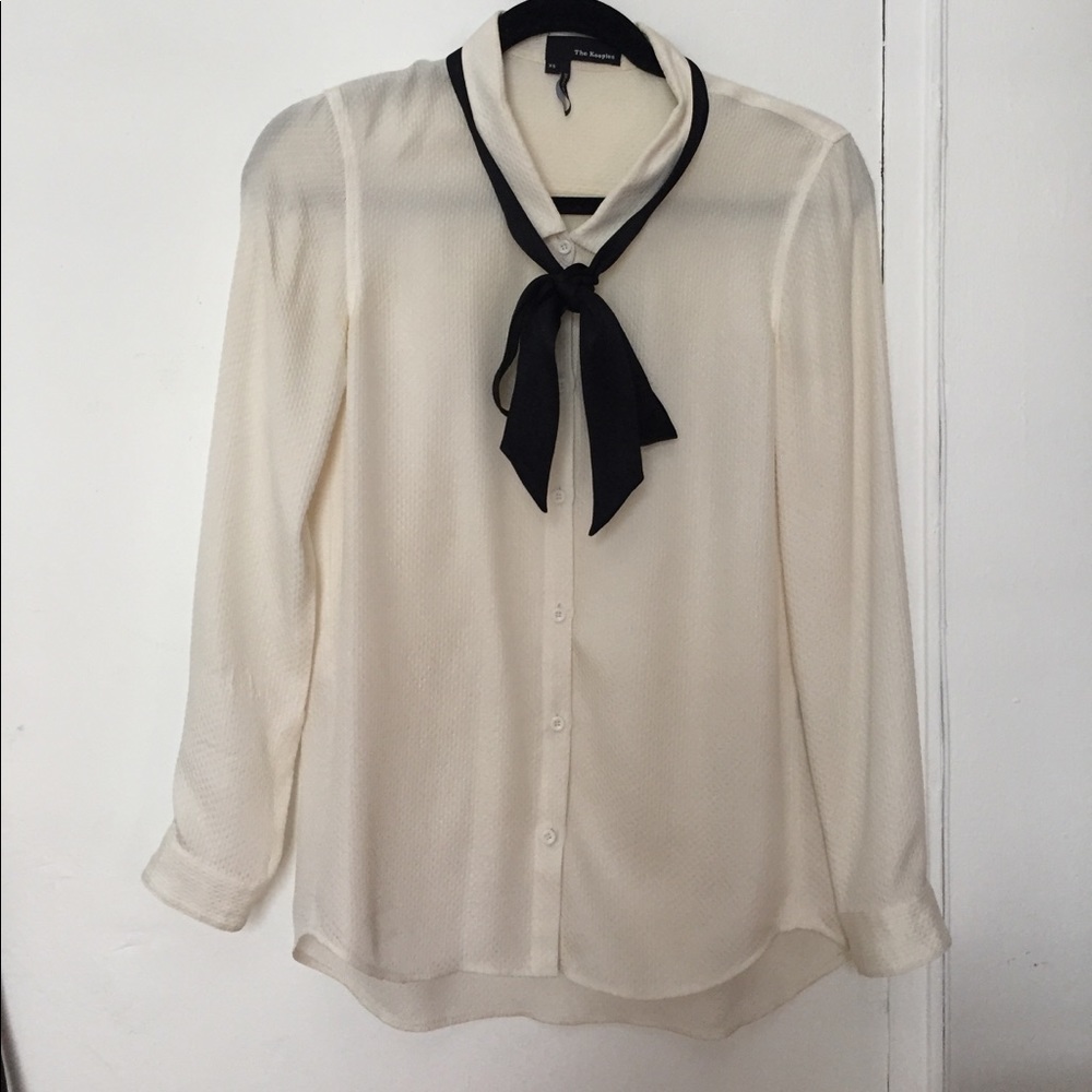 100% silk blouse with silk tie