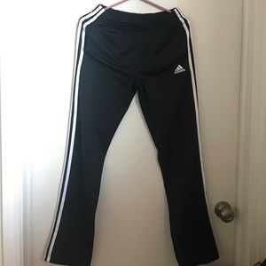 Adidas track pant junior size L