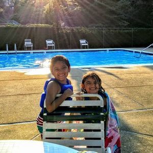 Meet your Posher, Karin