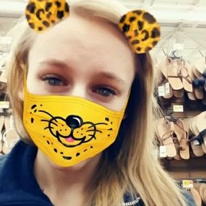 Meet your Posher, Melissa