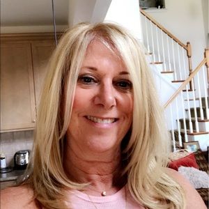 Meet your Posher, Beth