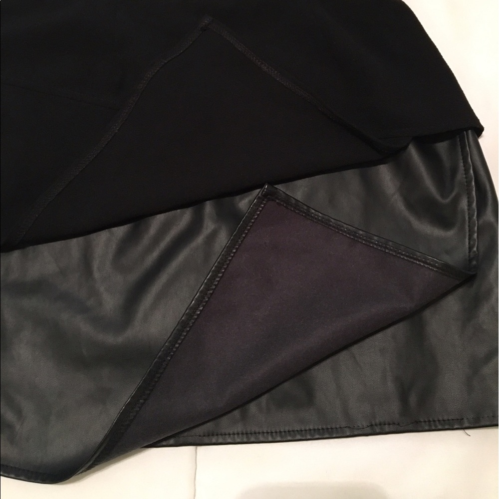 Tobi 'In All Angles' Black Skirt - Picture 7 of 8