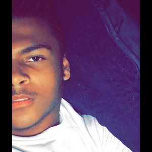 Meet your Posher, Deontae