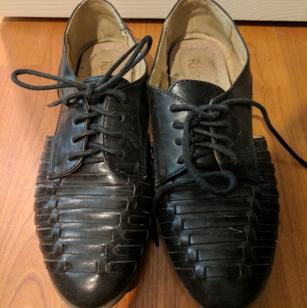 Cut out oxfords