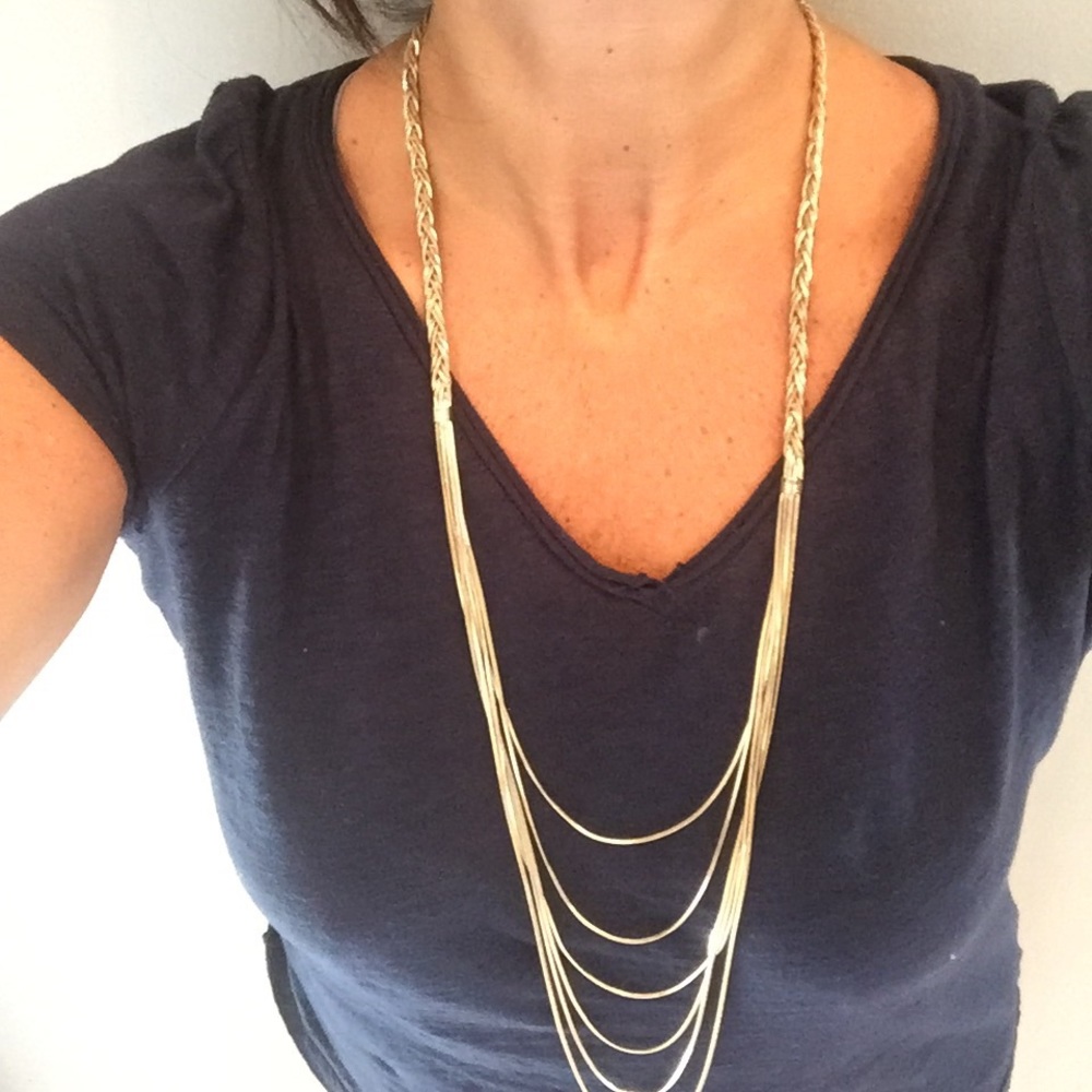 Gold accent necklace - Picture 5 of 5