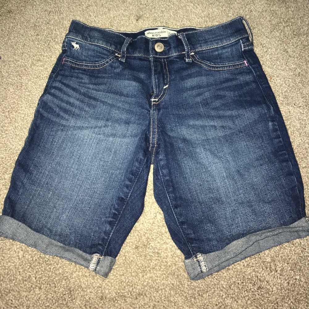Abercrombie Kigs denim shorts