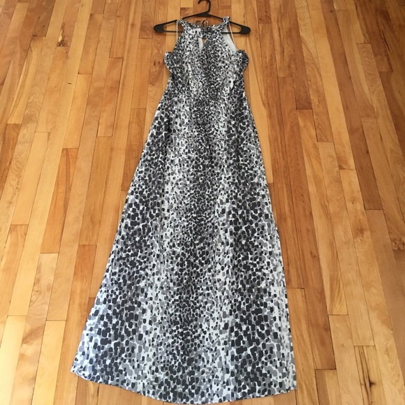 Banana Republic Dresses & Skirts - Banana Republic Maxi Dress