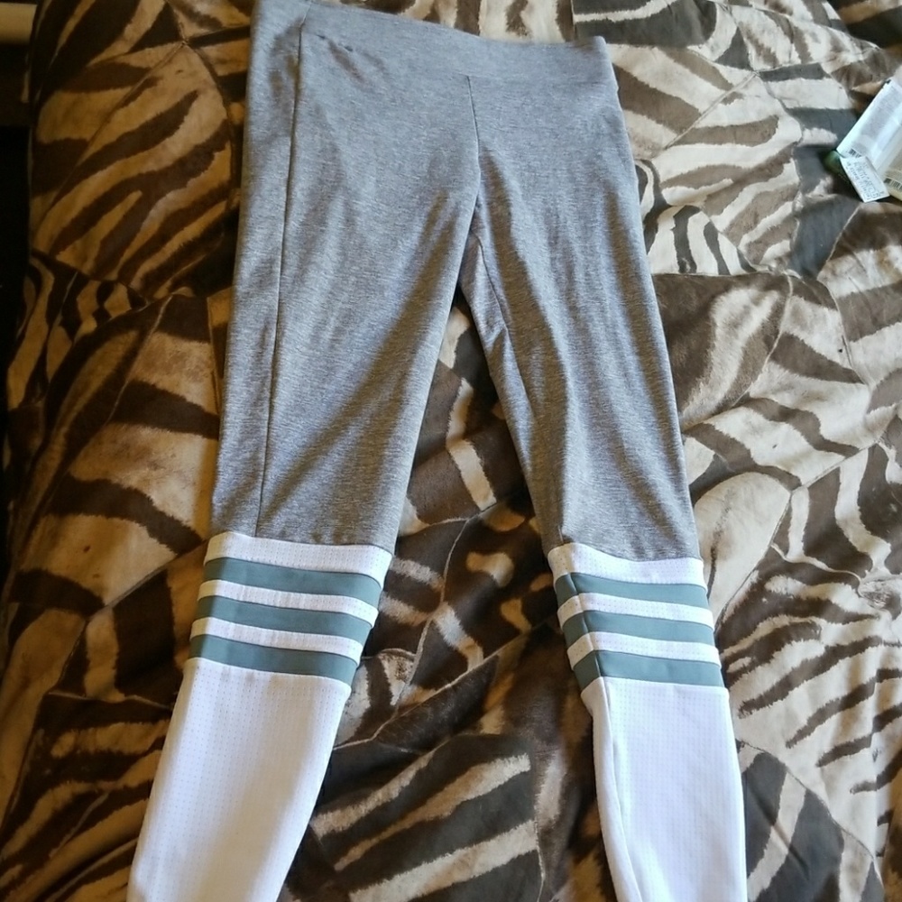 Bombshell sportswear leggings