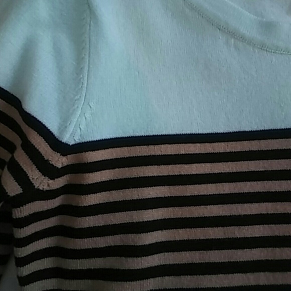 EUC Shift Dress - Picture 4 of 5