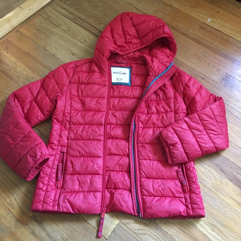 Abercrombie kids red puffer