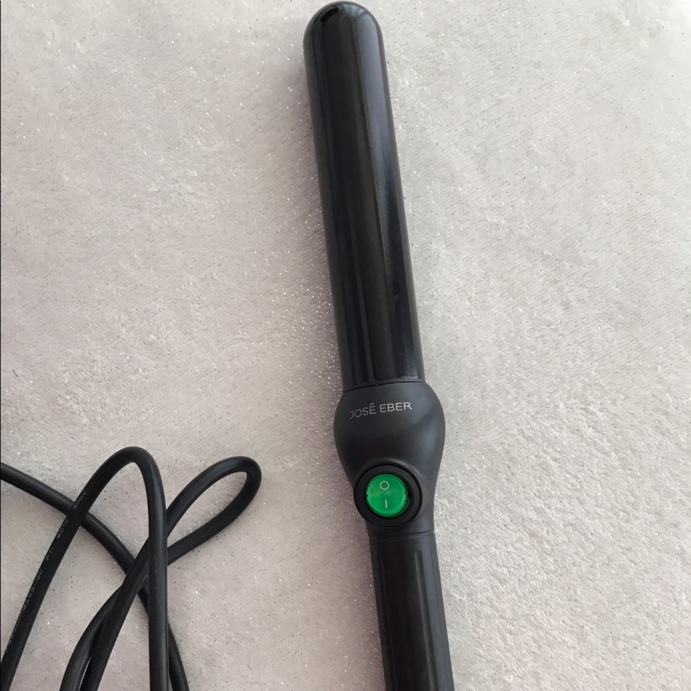 Jose Eber Clipless Curling Iron, Black, 32mm