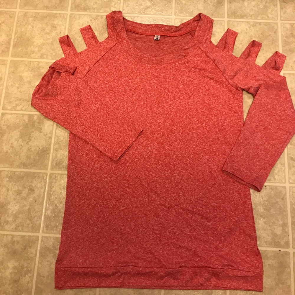 Long sleeve tee