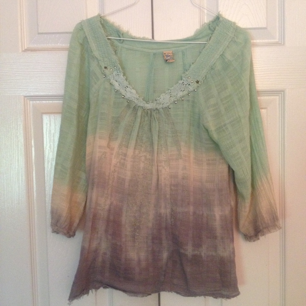 Free People Distress Cute Top