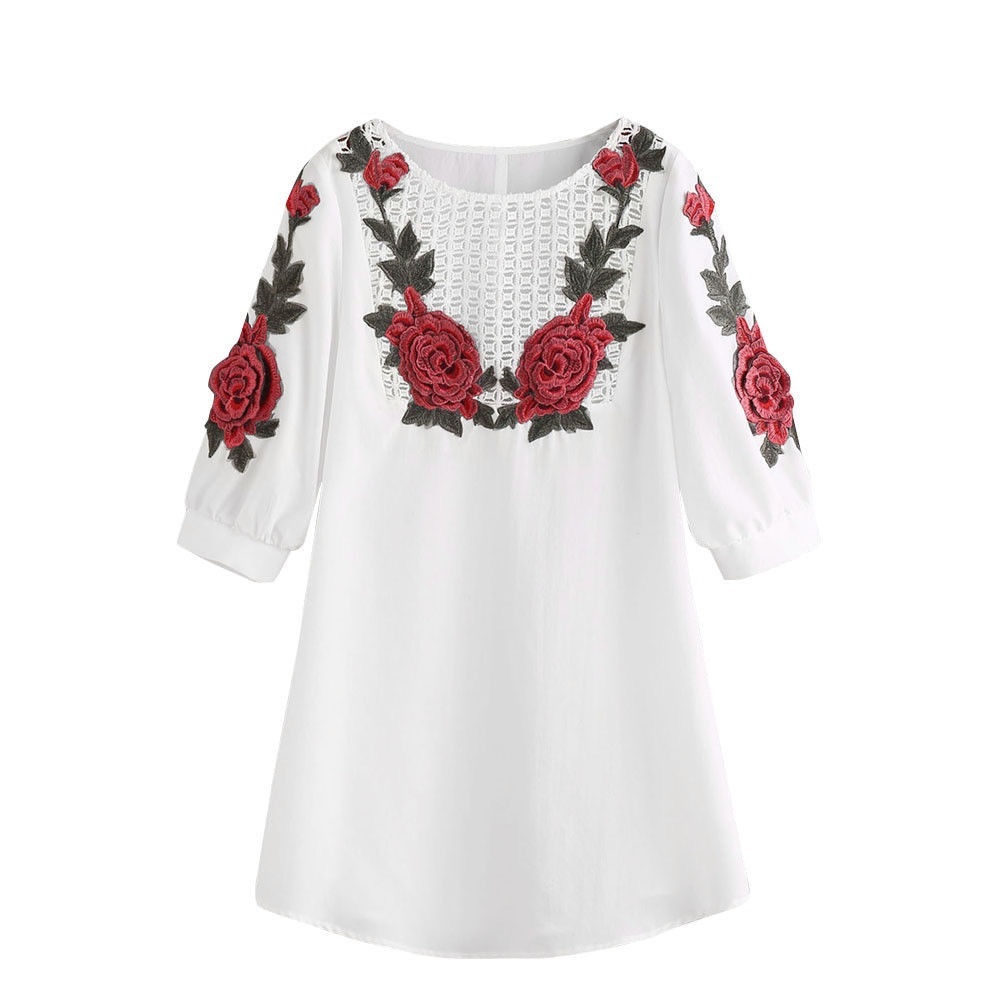 Last 3! White Embroidered Floral Lace Top - Picture 3 of 8