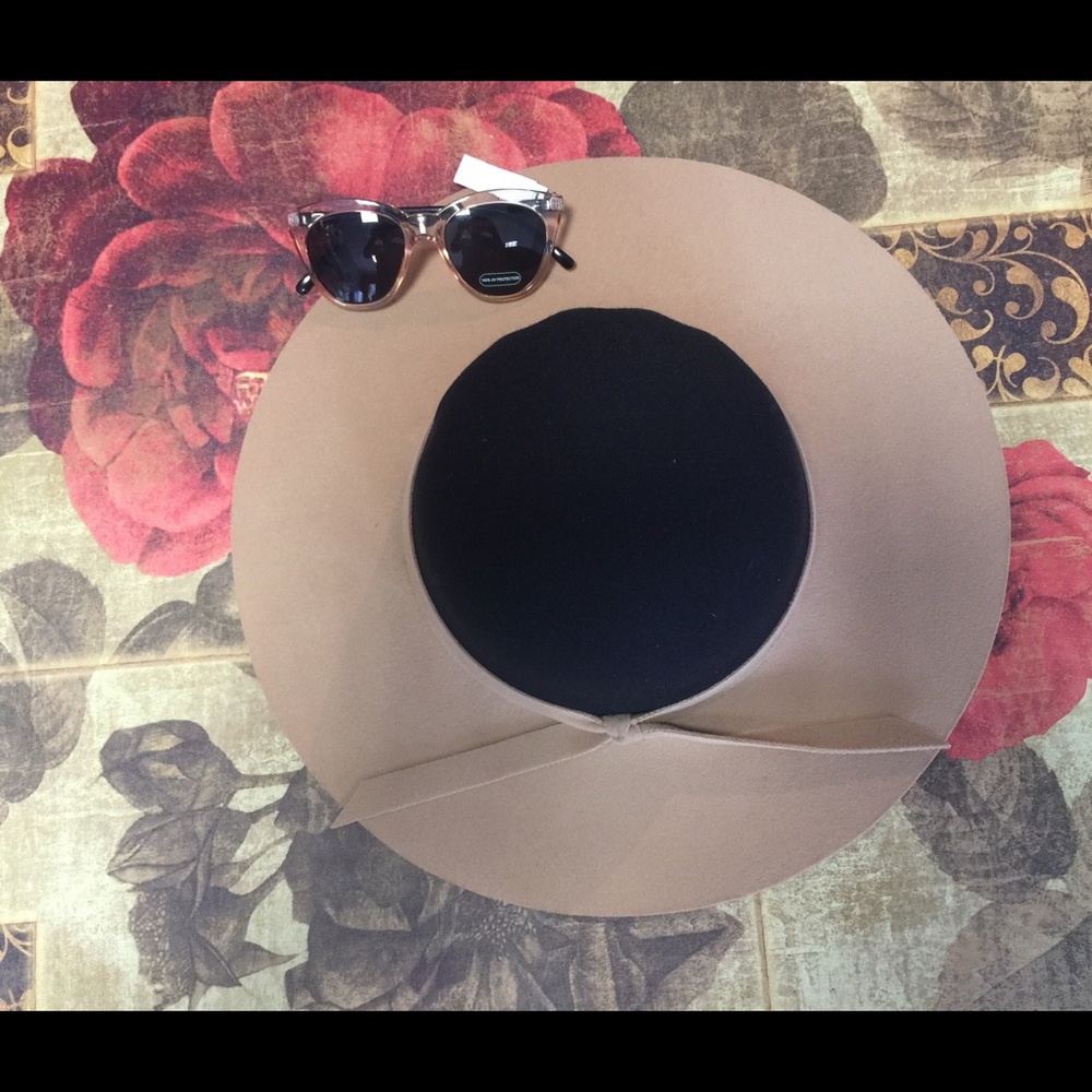 Floppy Hat