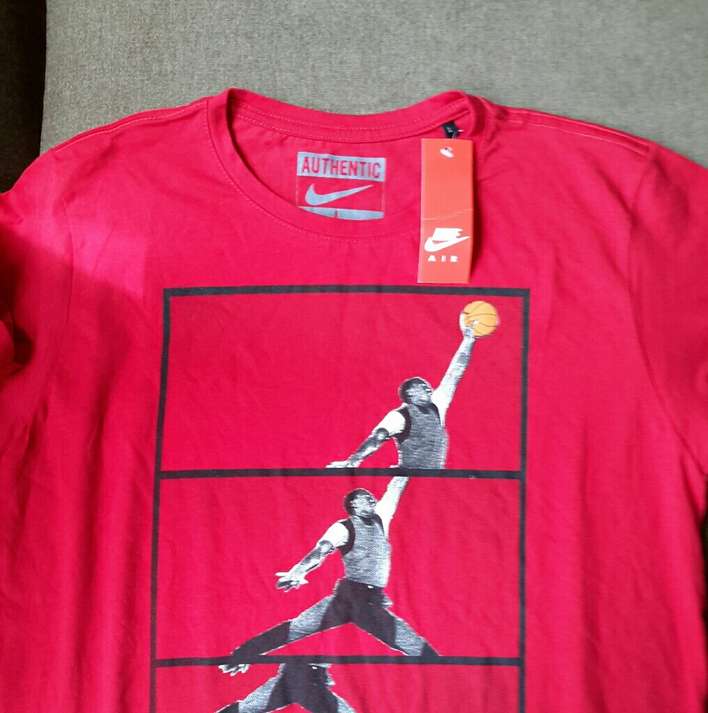 T-Shirts Jordan - Picture 2 of 3