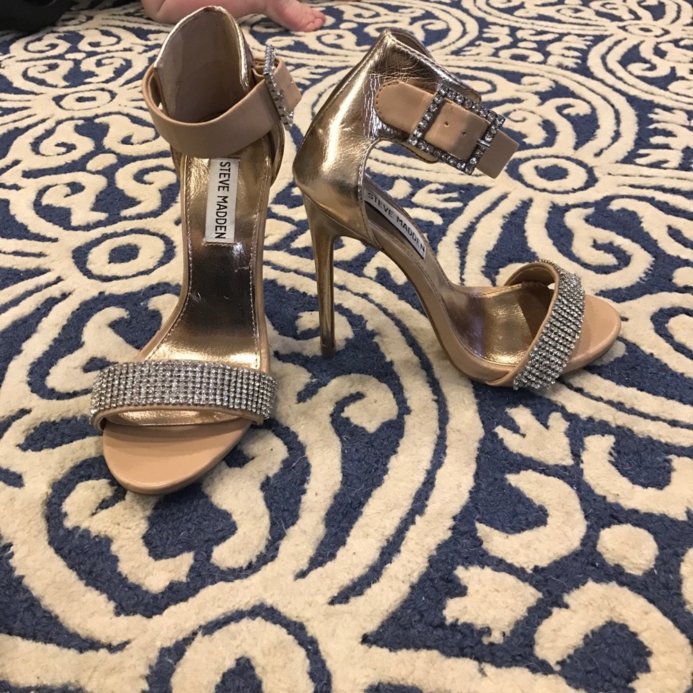 Steve Madden nude gold and stone high heels