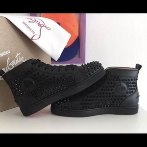 Christian Louboutin Shoes Sz 8