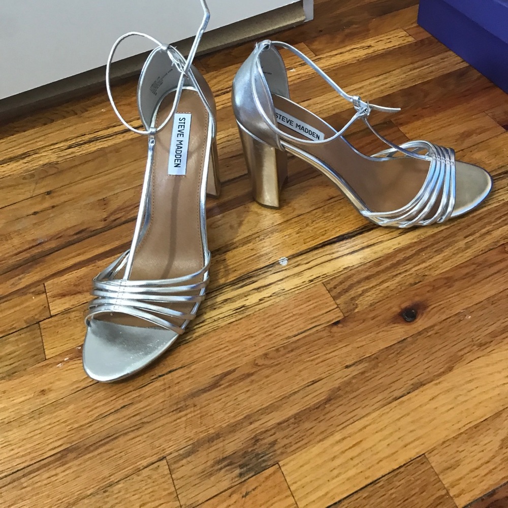 Steve Madden Carmela block heel sandal