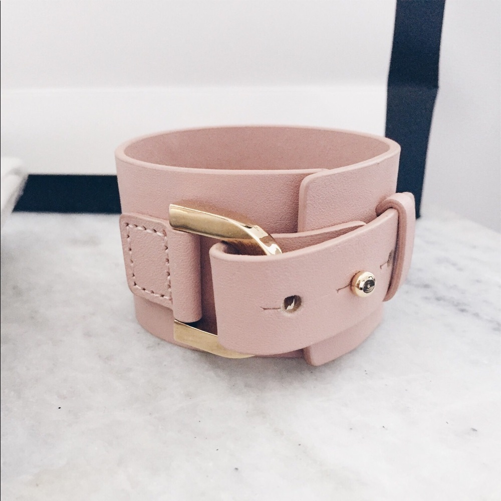 Cuff bracelet - Ann Taylor