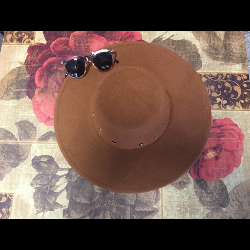 Floppy Hat