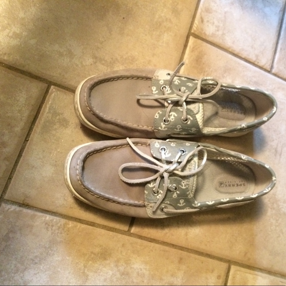 Women's 8.5 anchor sperrys