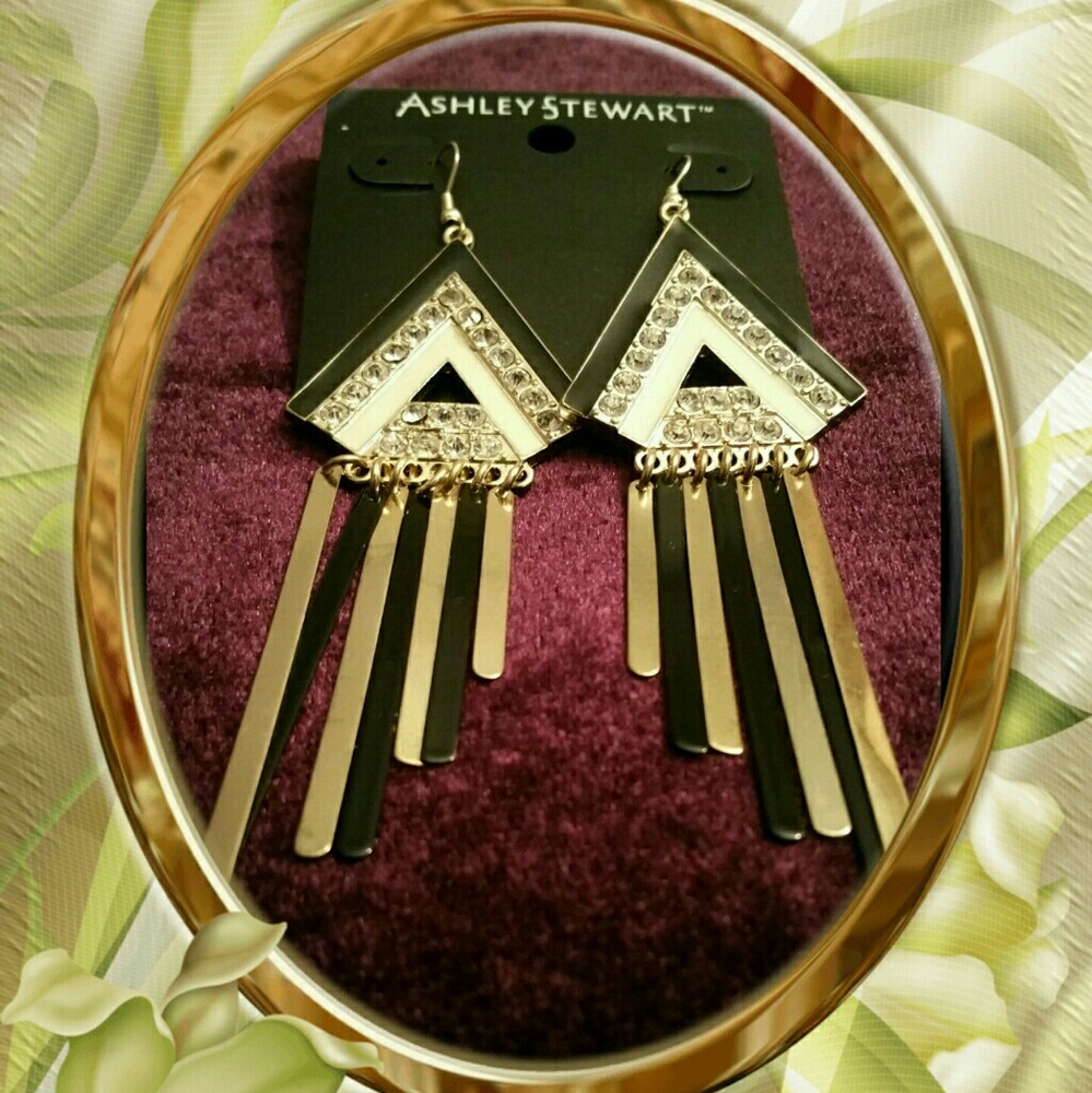 Ashley Stewart, Earrings