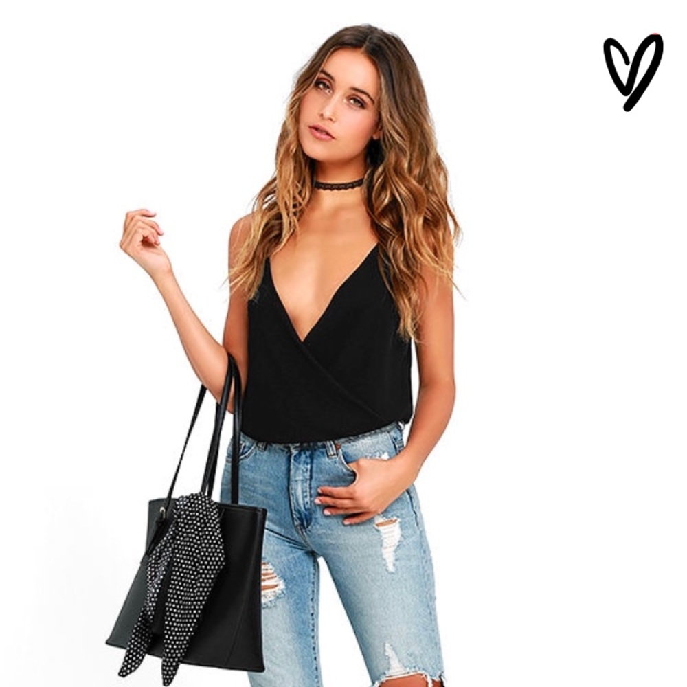 WELL DRESSED BLACK BODYSUIT
LULU'S XS