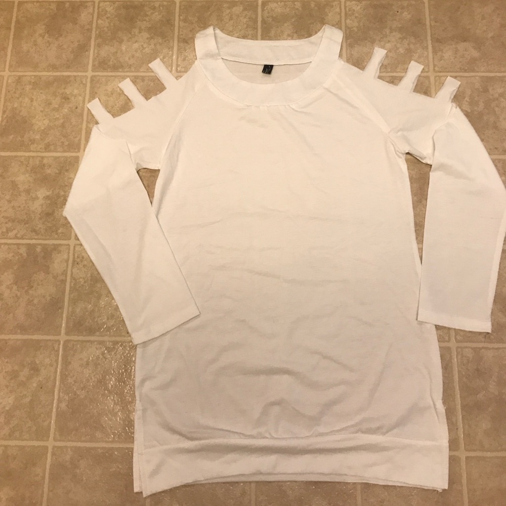 Long sleeve tee