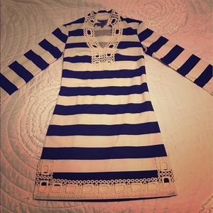 Sail to Sable crop sleeve dress.