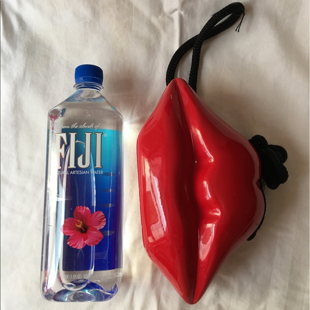 Vintage Certified Timmy Woods red lips Purse - Picture 6 of 6