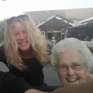 Meet your Posher, Cheryl