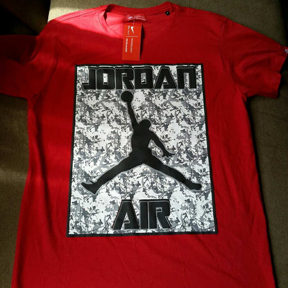 T-shirts Jordan air
