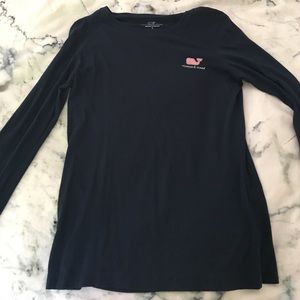 Vineyard vines top