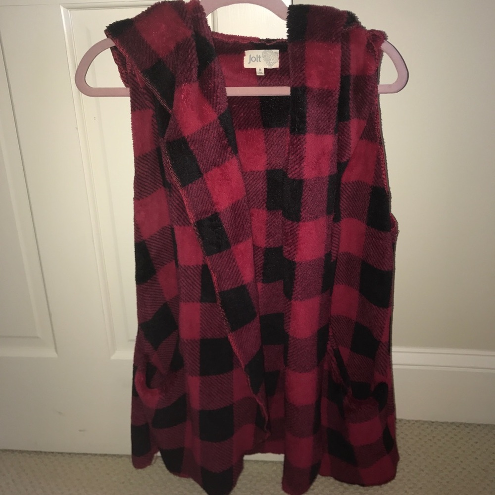 Jolt checkered fuzzy vest